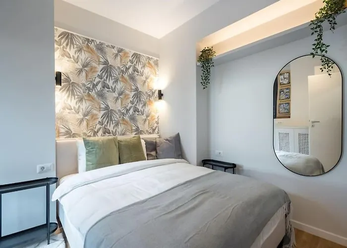 Apartament Superb Views 3br Midtown Flat - 3 Balconies