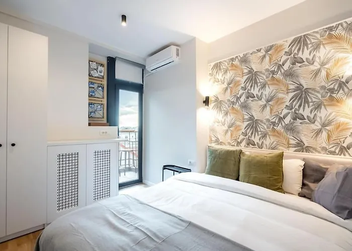 Superb Views 3br Midtown Flat - 3 Balconies