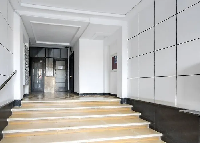Superb Views 3br Midtown Flat - 3 Balconies Apartment Bucharest