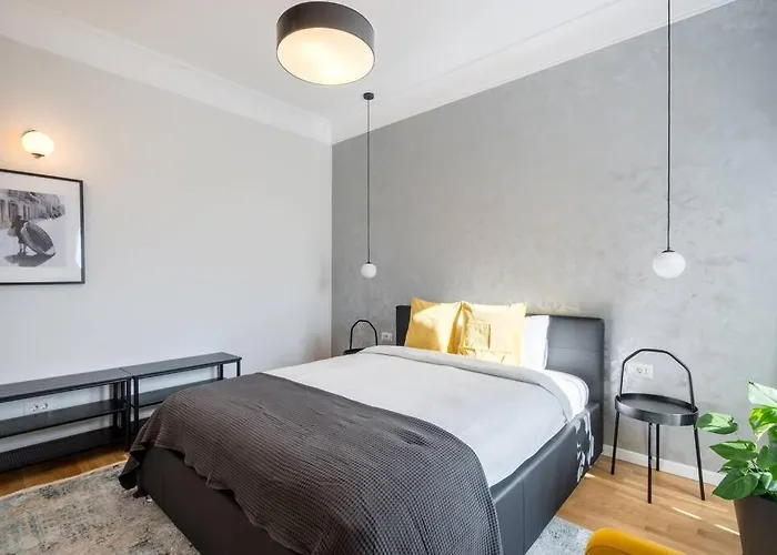 Superb Views 3br Midtown Flat - 3 Balconies * Bucarest