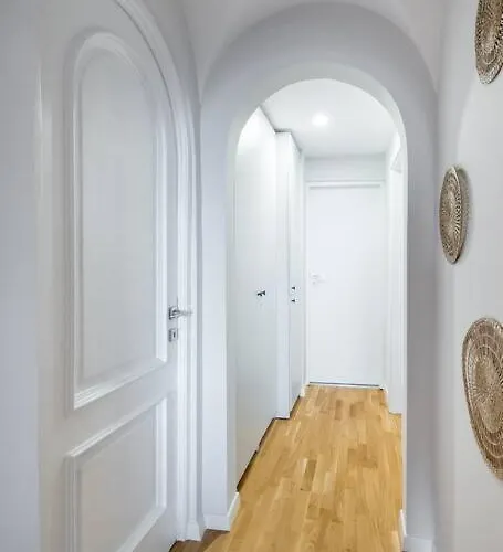 Superb Views 3br Midtown Flat - 3 Balconies * Βουκουρέστι