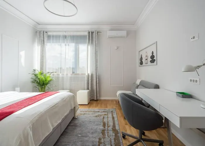 Superb Views 3br Midtown Flat - 3 Balconies Βουκουρέστι